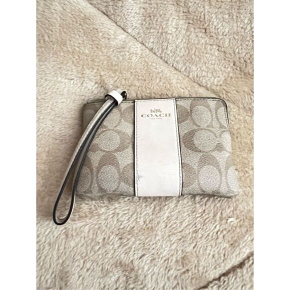 Coach Women's Small Corner Zip Wristlet in Signature Canvas (Sand / Taupe) - Picture 1 of 6